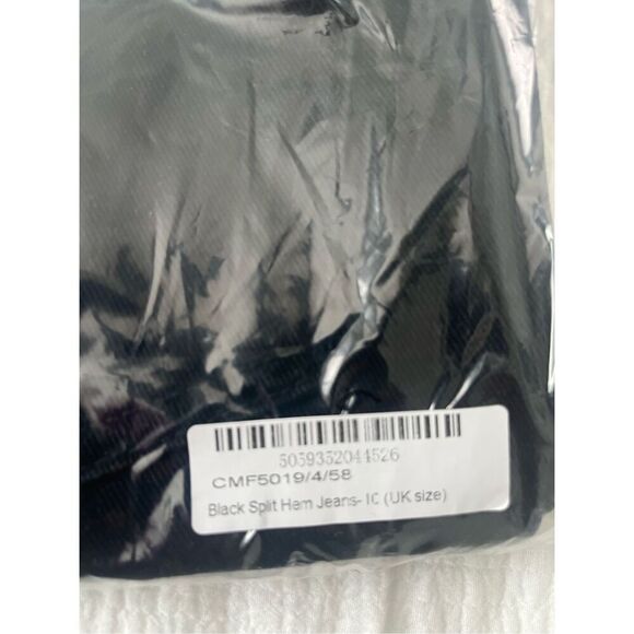 Pretty Little Thing Black Straight Leg Split Hem Jeans NEW NWT - Picture 10 of 10